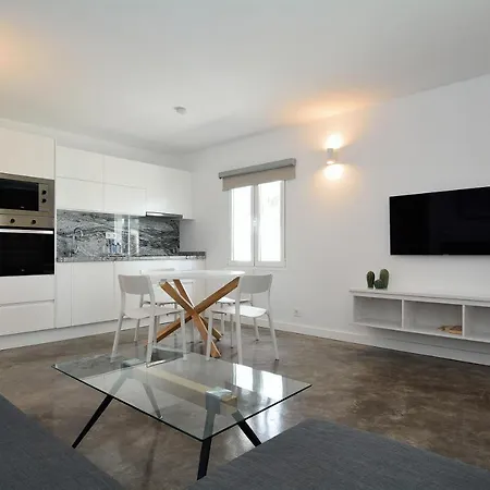 Charming Loft In With Pool Area Apartment